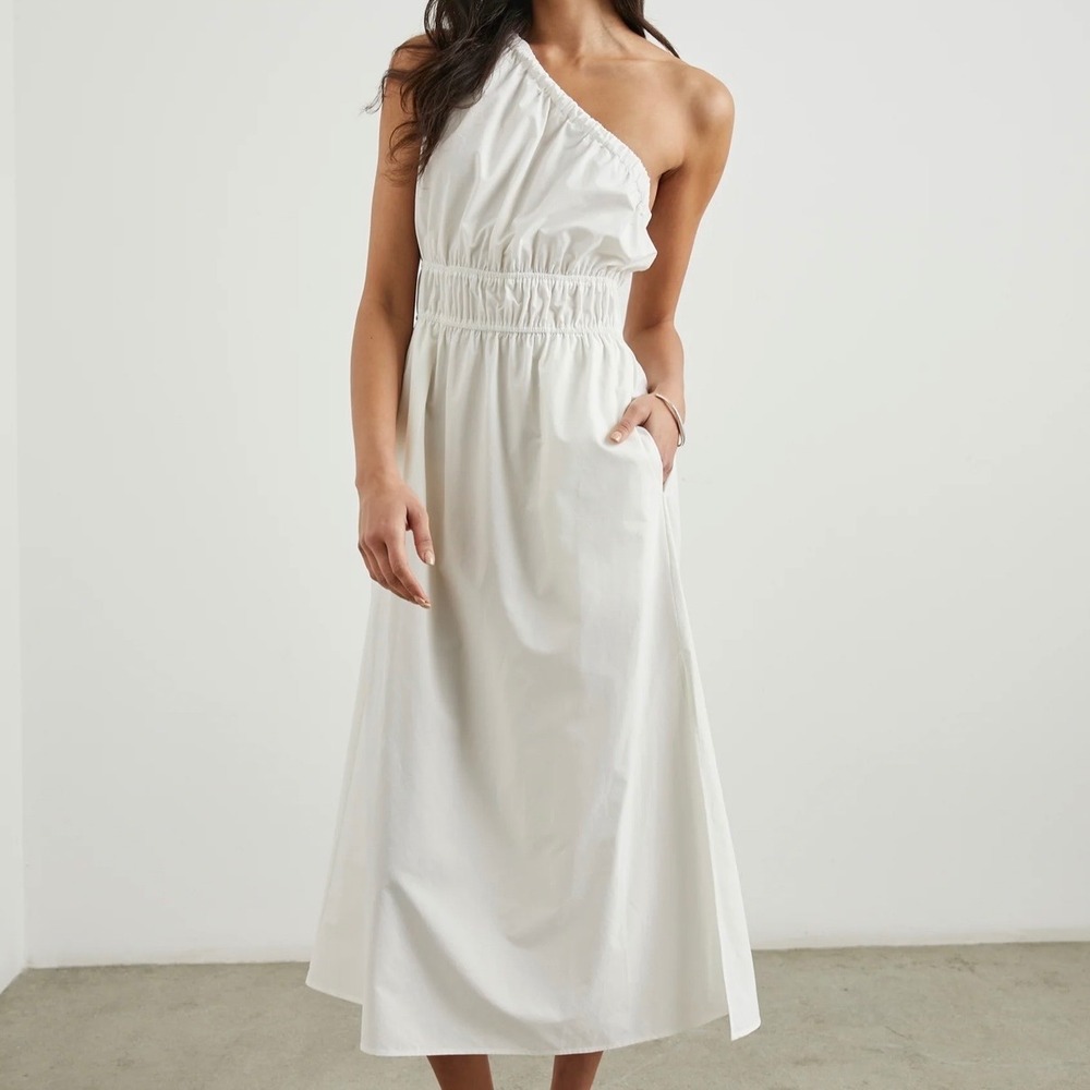 Rails One Shoulder Midi Dress Size Medium White Cotton Smocked Waist Coastal
